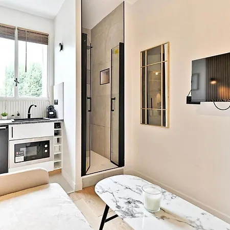Apartment Petit Pres De Paris - Iii *
