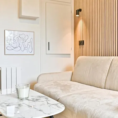 Petit Pres De Paris - Iii Neuilly-sur-Seine